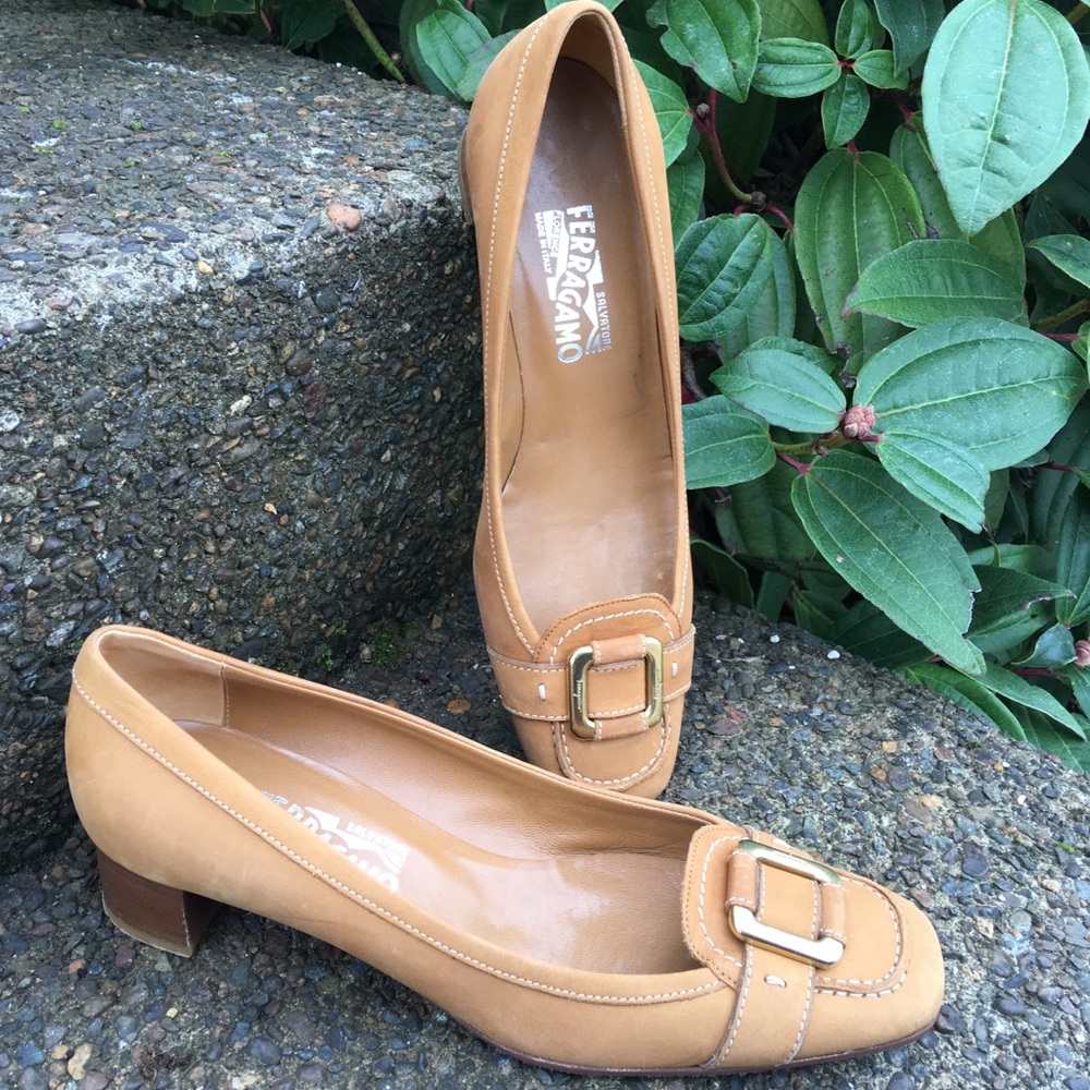 Salvatore Ferragamo Swirl Pump 9